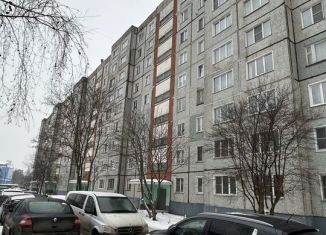 Продаю трехкомнатную квартиру, 62.7 м2, Кировская область, улица Космонавта Владислава Волкова, 2