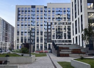 Продам 3-ком. квартиру, 80.9 м2, Санкт-Петербург, Белоостровская улица, 10к1, метро Чёрная речка