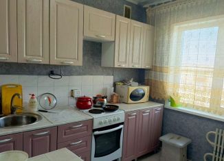 Продажа трехкомнатной квартиры, 50 м2, Иркутск, улица Баумана, 220