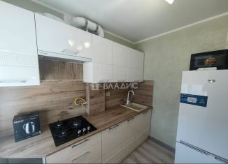 Продаю 1-ком. квартиру, 29 м2, Новороссийск, проспект Ленина, 9