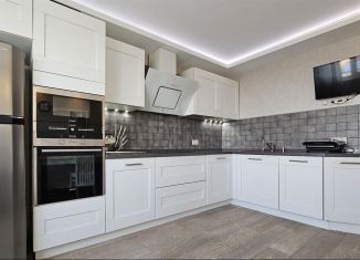 Продам 2-комнатную квартиру, 69 м2, Краснодар, проспект Чекистов, 39, ЖК Виктория