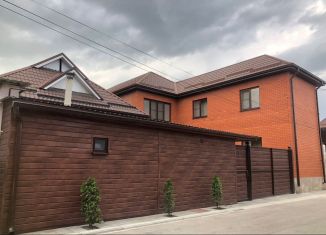 Продам дом, 220 м2, Нальчик, улица Симиренко