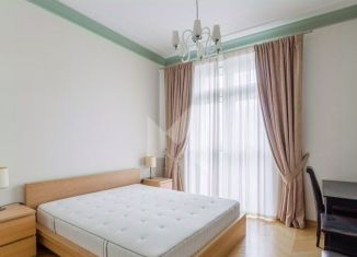 Продаю 3-ком. квартиру, 70 м2, Москва, Смоленский бульвар, 22/14, метро Кропоткинская