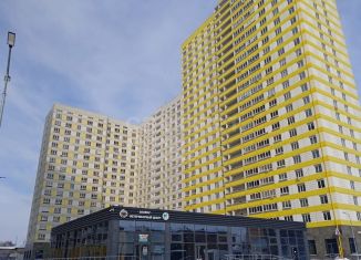 Продам 3-комнатную квартиру, 87.5 м2, Оренбург, улица Юркина, 2А