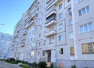Сдается 2-комнатная квартира, 54.1 м2, Северодвинск, улица Ломоносова, 103