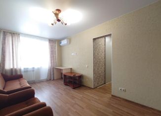 2-ком. квартира в аренду, 45 м2, Кемерово, Молодёжный проспект, 12А