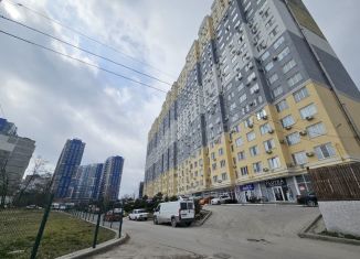 Продам 1-комнатную квартиру, 43 м2, Новороссийск, улица Хворостянского, 21