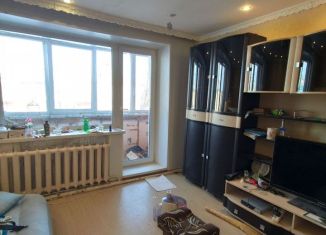 Продаю трехкомнатную квартиру, 61.5 м2, посёлок Мирный, Школьная улица, 20