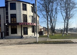 Аренда помещения свободного назначения, 350 м2, Грозный, улица Мохаммеда Бен Зайеда Аль Нахайяна, 14А, Шейх-Мансуровский район