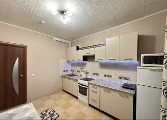 Сдам 1-ком. квартиру, 40 м2, Краснодар, Московская улица, 125к1, ЖК Атмосфера