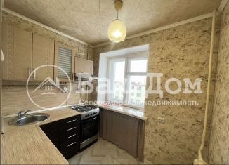 Продаю 2-ком. квартиру, 39.2 м2, Мурманская область, Пионерская улица, 28