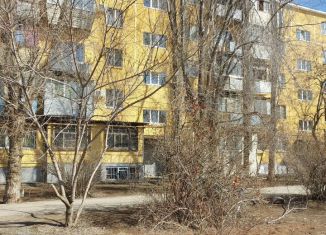 Продается 2-ком. квартира, 45 м2, Волгоградская область, улица Энгельса, 12