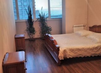 Сдается двухкомнатная квартира, 60 м2, Москва, Саянская улица, 20