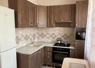 Сдается в аренду 2-комнатная квартира, 59 м2, Сочи, улица Яна Фабрициуса