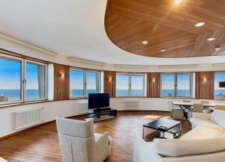 Продаю четырехкомнатную квартиру, 141.5 м2, Сочи, Кубанская улица, 12Б, микрорайон Центральный