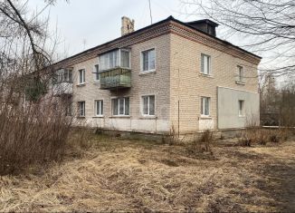 Продается 2-комнатная квартира, 41.3 м2, поселок городского типа Орша, Октябрьская улица, 5