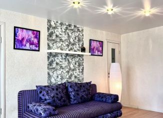Сдается 2-ком. квартира, 45 м2, Дзержинск, улица Гайдара, 40