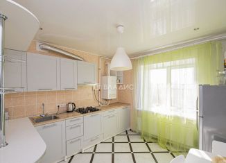 Продаю 1-ком. квартиру, 40 м2, Нижний Новгород, улица Энгельса, 29, метро Буревестник