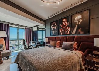 Продам трехкомнатную квартиру, 156 м2, Сочи, улица Войкова, 21