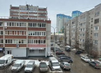 Продаю 2-ком. квартиру, 51.9 м2, Самара, Ялтинская улица, 9, метро Спортивная