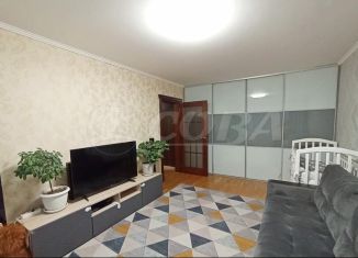 Продам 2-ком. квартиру, 62.3 м2, Тюмень, улица Николая Семёнова, 33к1, ЖК Домостроитель