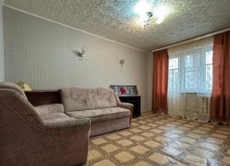 Сдается в аренду 2-ком. квартира, 40 м2, Дзержинск, улица Терешковой, 58