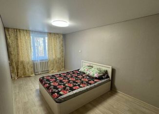 Сдам 2-комнатную квартиру, 45 м2, Ревда, Российская улица, 32