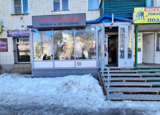 Продаю торговую площадь, 36 м2, Киров, улица Горького, 44