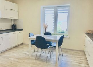 Продам 3-ком. квартиру, 107 м2, Кохма, Ивановская улица, 92