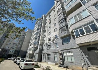 Продажа 2-комнатной квартиры, 70 м2, Элиста, улица В.И. Ленина, 232