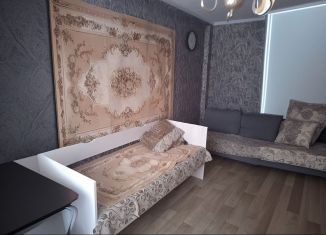 Сдаю 2-ком. квартиру, 48 м2, Санкт-Петербург, Бухарестская улица, 9, метро Международная