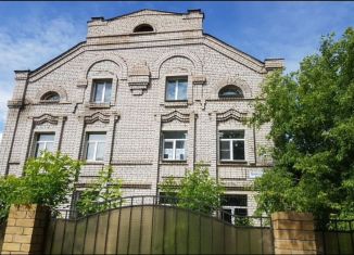 Продам многокомнатную квартиру, 422.5 м2, Киров, Орловская улица, 37, Первомайский район