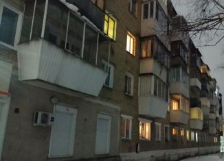 Продается 2-комнатная квартира, 45 м2, Златоуст, улица Доватора, 26