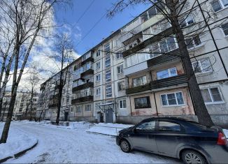 Продается 2-комнатная квартира, 45 м2, Петрозаводск, улица Лисицыной, 17