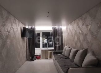 Продаю 2-ком. квартиру, 43 м2, Бавлы, улица Горького, 4