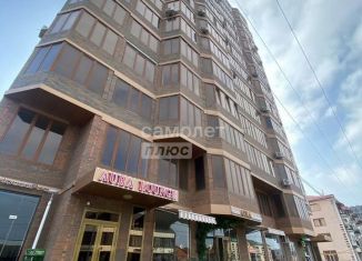 Продаю двухкомнатную квартиру, 83 м2, Грозный, улица Сайханова, 105Б, Байсангуровский район