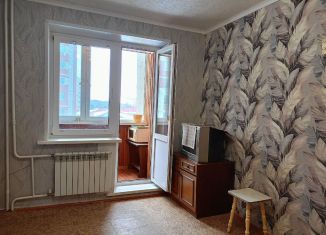 Продается 1-ком. квартира, 28.1 м2, Тобольск, 9-й микрорайон, 18