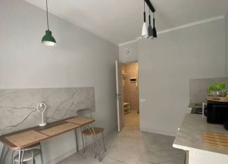 Продаю 1-ком. квартиру, 31.7 м2, Малоярославец, Московская улица, 73А