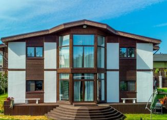 Продаю дом, 255 м2, деревня Хиттолово, Фристайловая улица