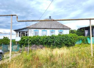 Продам дом, 105 м2, поселок городского типа Нефтегорск, улица Шаумяна