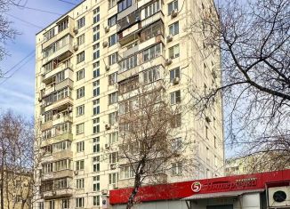 Сдам в аренду двухкомнатную квартиру, 39 м2, Москва, Новолесная улица, 18к2, метро Менделеевская