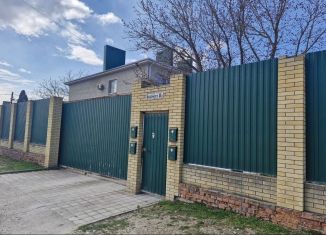 Продается 2-комнатная квартира, 47 м2, станица Натухаевская, улица Будённого, 8А