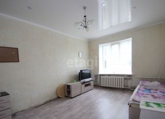 Продажа 1-ком. квартиры, 33 м2, Малоярославец, Школьная улица, 2