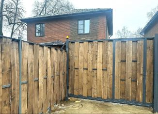 Продам дом, 235 м2, Москва, улица Третьего Интернационала, 4, метро Улица Дмитриевского