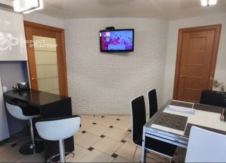 Продается четырехкомнатная квартира, 114 м2, Воронеж, улица Лётчика Замкина, 3А