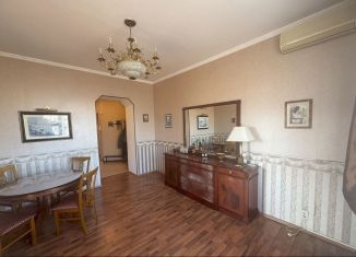 Сдается в аренду четырехкомнатная квартира, 120 м2, Москва, Студенческая улица, 35, станция Кутузовская