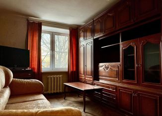 Сдача в аренду трехкомнатной квартиры, 56.1 м2, Санкт-Петербург, Среднеохтинский проспект, 1к1, Среднеохтинский проспект