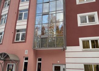 Сдаю в аренду 3-ком. квартиру, 73.6 м2, Ленинградская область, улица Мира, 9к1