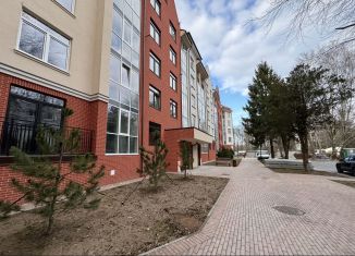 Продается 2-ком. квартира, 64.2 м2, Светлогорск, Калининградский проспект, 70Е