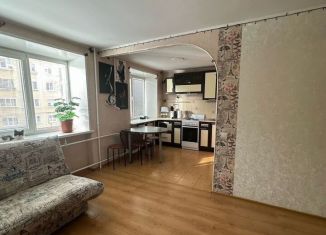 2-ком. квартира на продажу, 44.8 м2, Глазов, улица Ленина